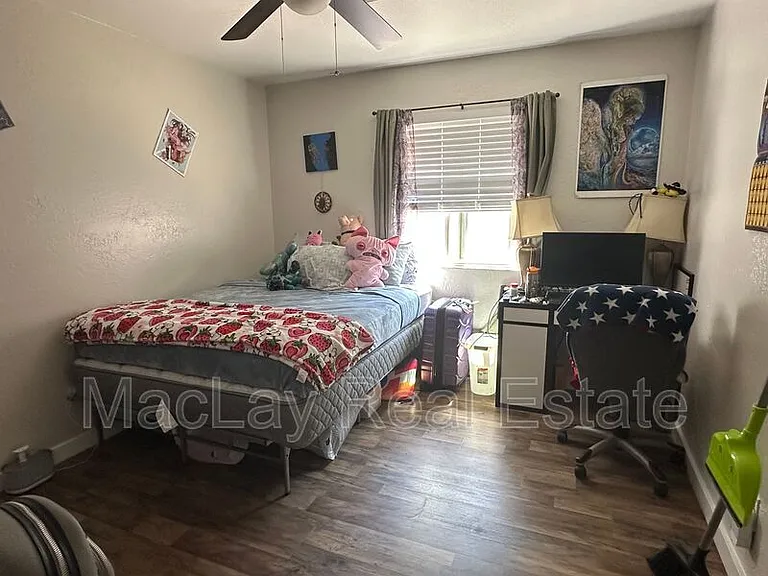 2922 E Roeser Rd #2 — Photo 4