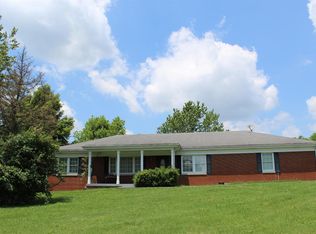 513 E 2nd St, Perryville, KY 40468