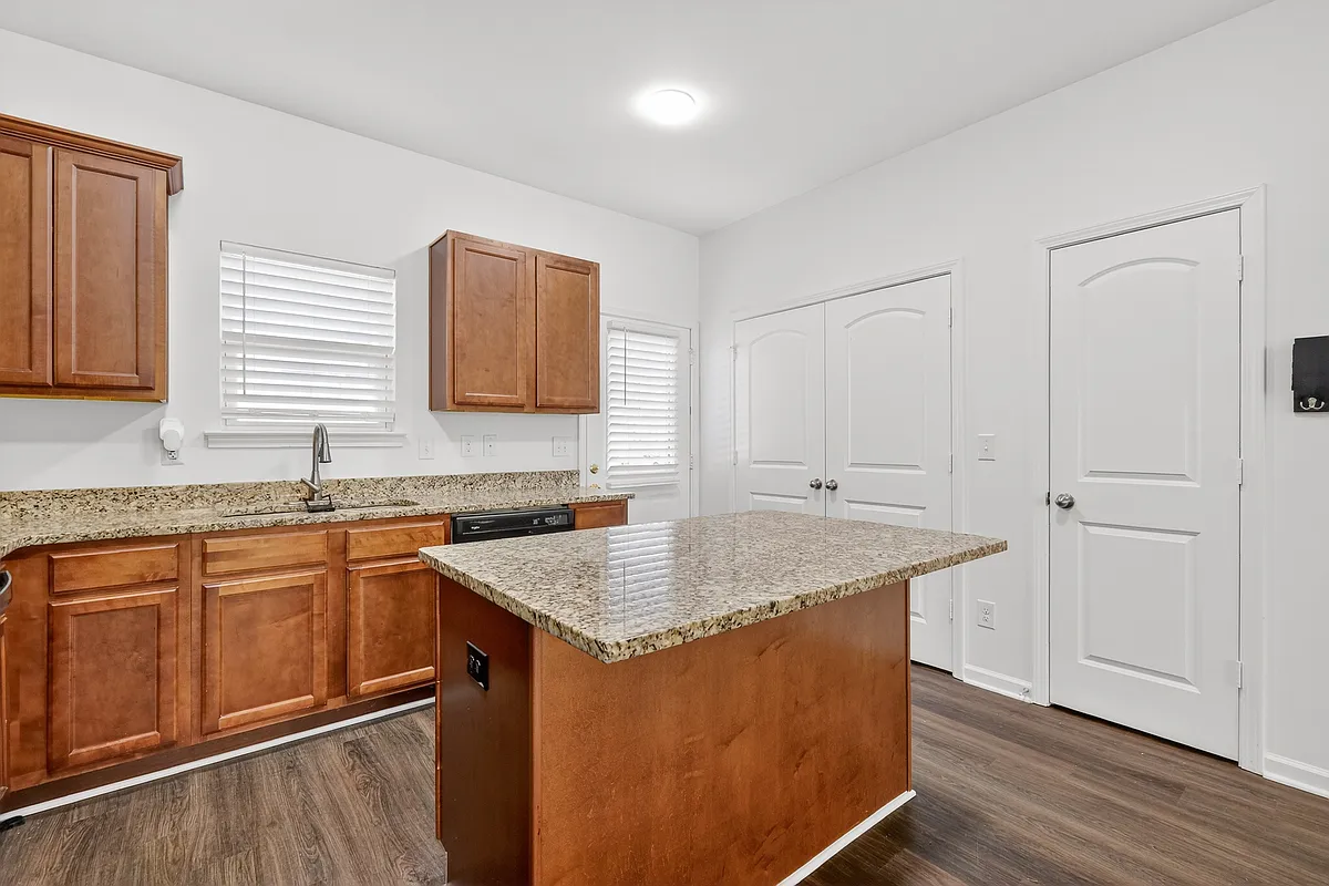 Building Photo - 147 Ofner Dr