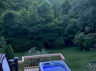 102 Sanctuary Rd, Maggie Valley, NC 28751