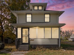 1402 Carl Breeding Way, Jackson, MI 49203