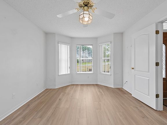 4th image of 6740 Scotts Pl