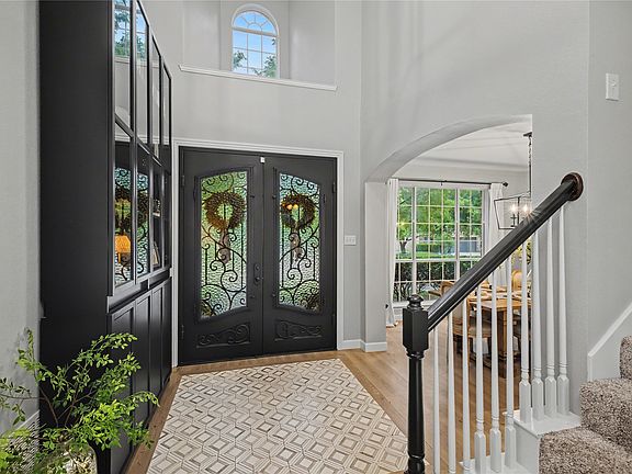 4th image of 1818 Falcon Dr