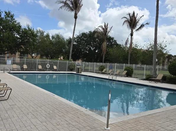 131 SW Palm Drive #108, Port St Lucie, FL 34986