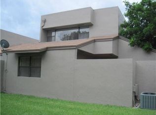 1237 NW 124th Ave, Pembroke Pines, FL 33026