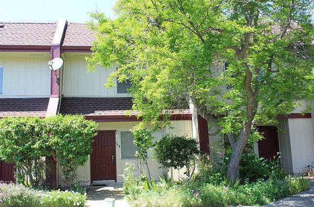 1st image of 168 Harbor Oaks Cir