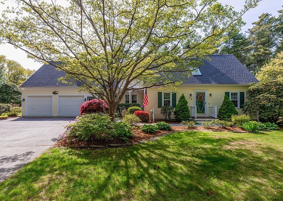 1st image of 32 Cabot Cir