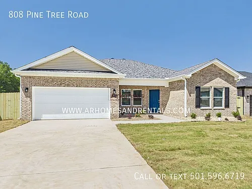 808 Pine Tree Rd Photo 1