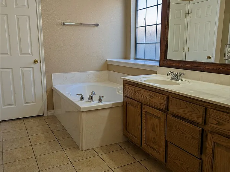 3001 S Fork Dr — Photo 5