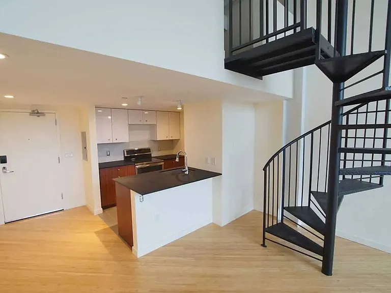Roebling Lofts — Photo 8