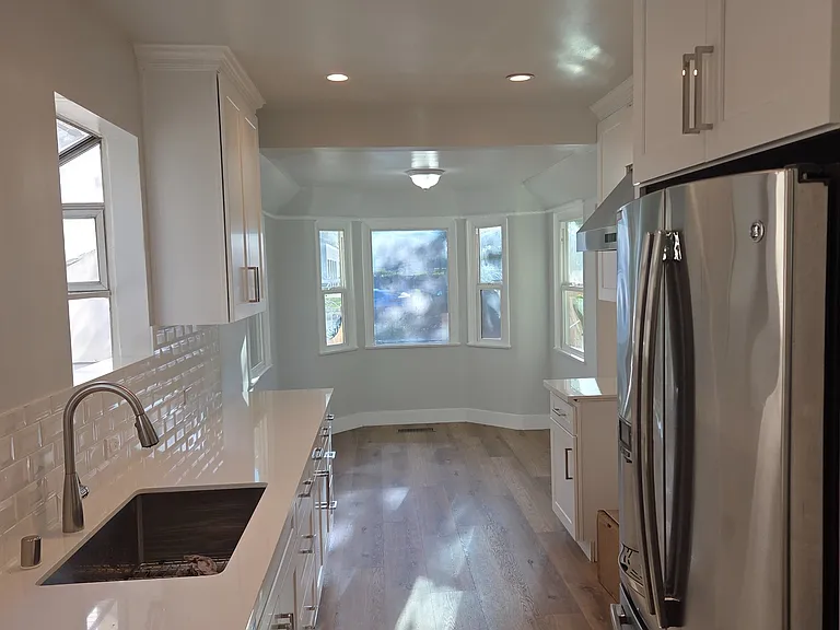 418 S Roxbury Dr #418 — Photo 14