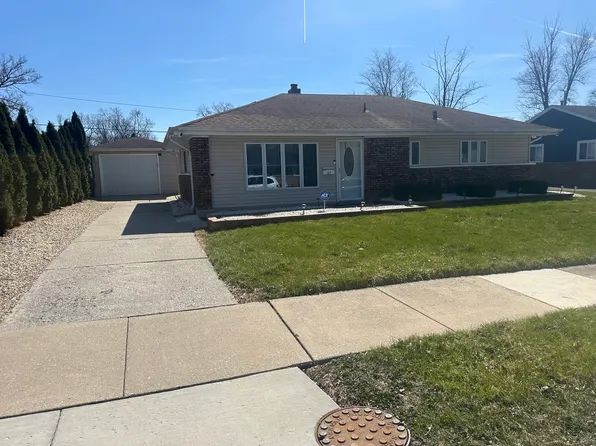 163 Shabbona Dr, Park Forest, IL 60466