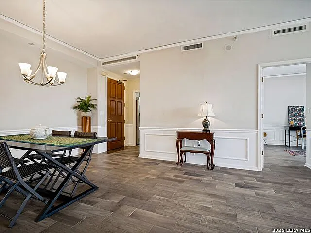 1 Towers Park Ln — Photo 3