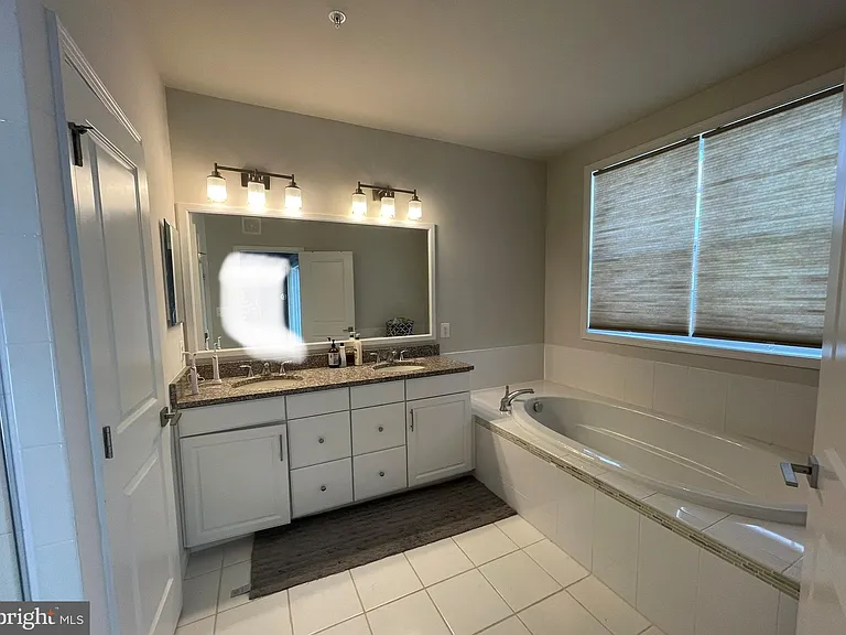 23479 Belvoir Woods Ter — Photo 23