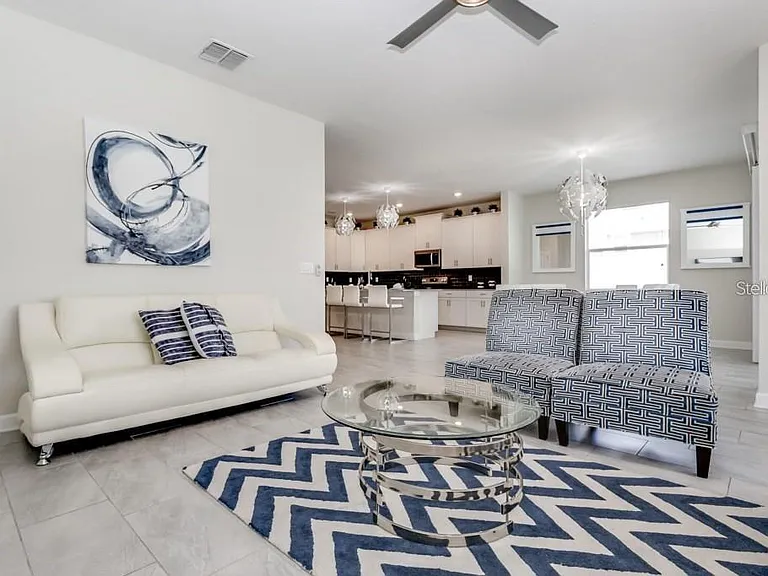 1561 Flange Dr — Photo 16
