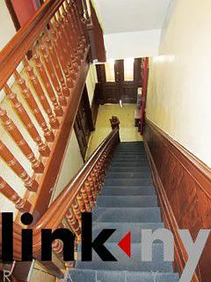 Sold by Link NY Realty | media 10