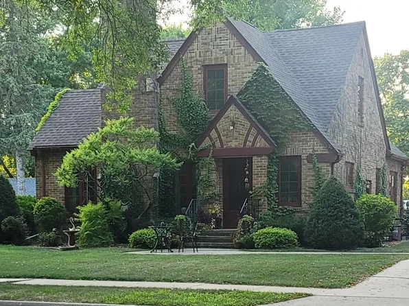 1401 3rd Ave, Mountain Lake, MN 56159