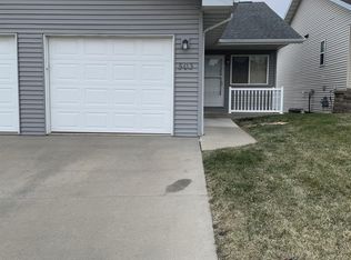 503 Sapphire Cir #1, Dubuque, IA 52001
