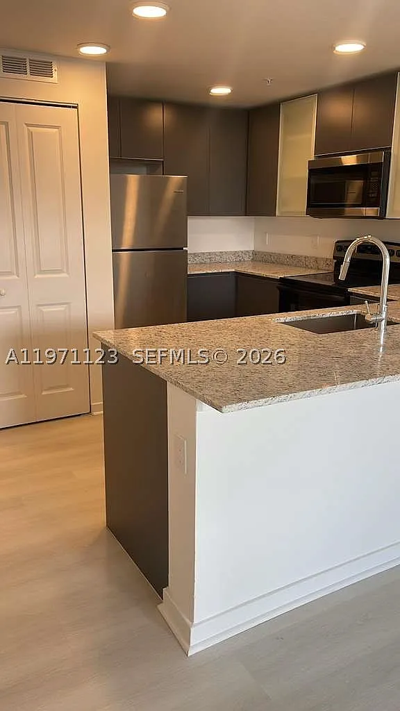 5587 Millenia Park — Photo 2