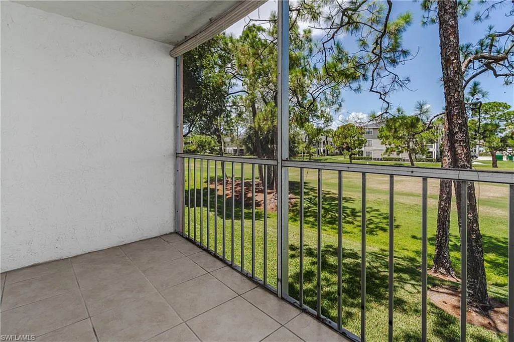 2 bed, 2.0 bath, 842 sqft, $3,000 — Photo 2
