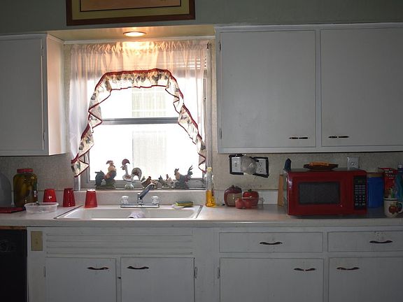 2nd image of 240 W South St