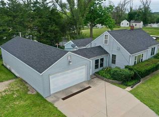 6573 Mount Vernon Rd SE, Cedar Rapids, IA 52403