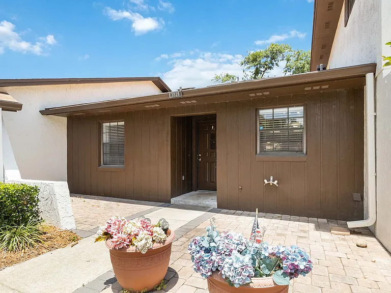 3528 Bay Ct — Photo 5