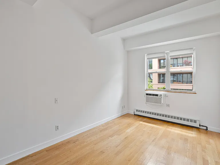 328 Dean St #3C — Photo 8