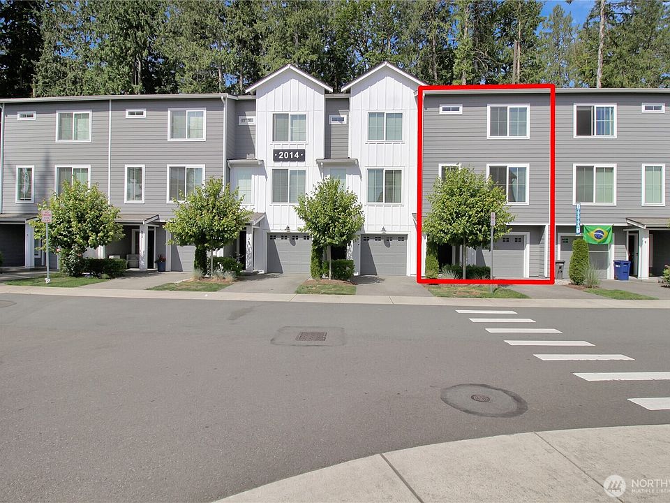 1st image of 2014 101st Avenue SE #5