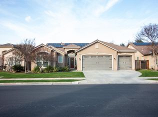 3027 San Gabriel Ave, Clovis, CA 93619