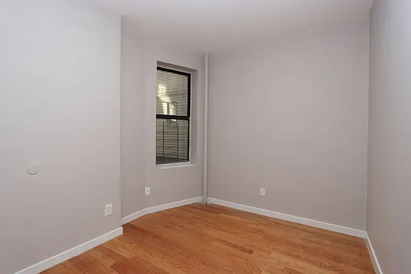 Rented by Nooklyn NYC LLC | media 4