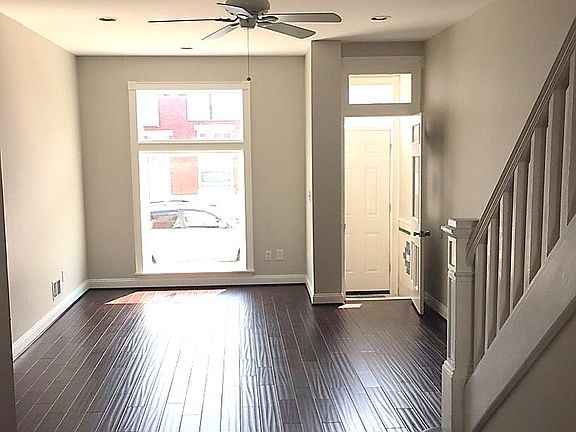 AMPLE ALL OPEN LIVING DINING AREAS