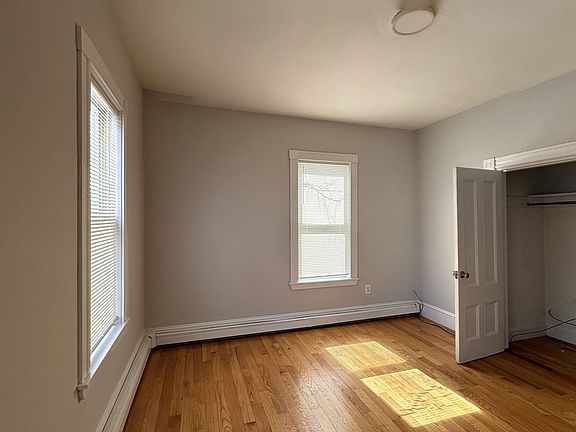 2nd image of 7 Corbet St APT 2