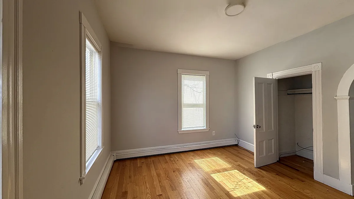 Building Photo - 7 Corbet St #2