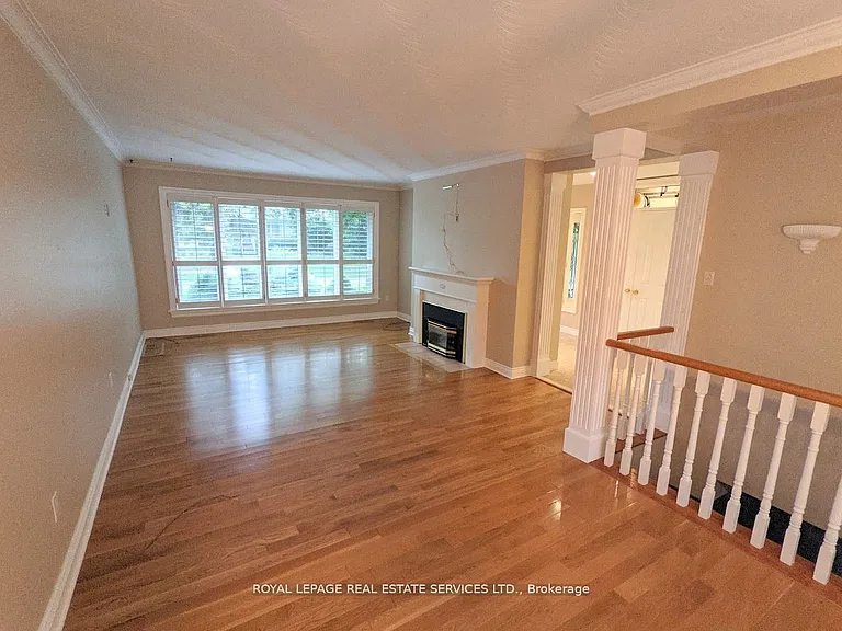 1602 Lincolnshire Blvd — Photo 11