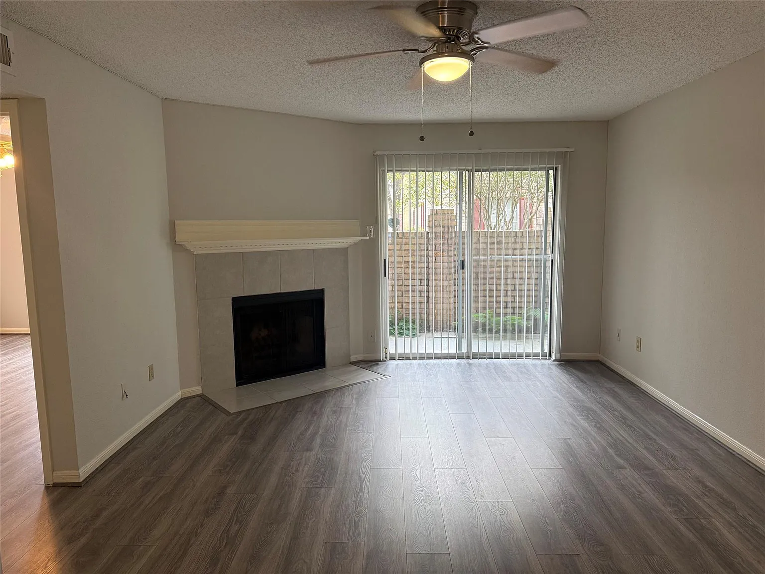 2 bed, 2.0 bath, 1140 sqft, $1,375 — Photo 1