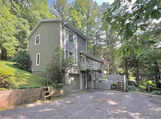 1524 Lake Floyd Cir, Bristol, WV 26426