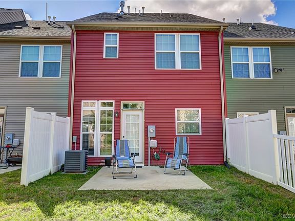 5th image of 8947 Ringview Dr