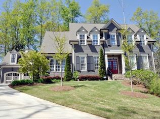1089 Glenwood Dr, Gainesville, GA 30501