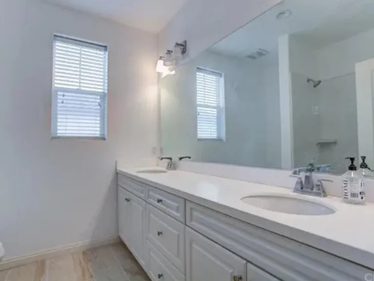 3361 E Rutherford Dr — Photo 14