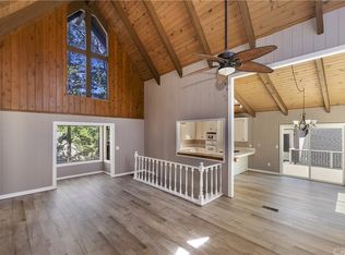 556 Rainier Rd, Lake Arrowhead, CA 92352