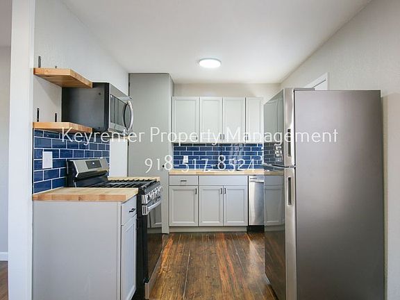 5th image of 2018 E 12th St #2
