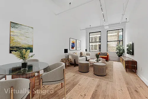 255 W 36th St #1207 Photo 1