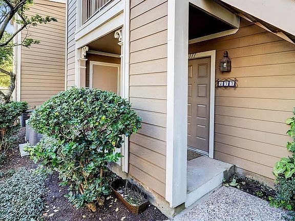 3rd image of 1880 White Oak Dr APT 177