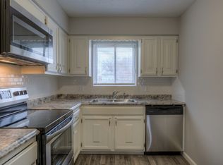 4672 Harrison St, Omaha, NE 68157