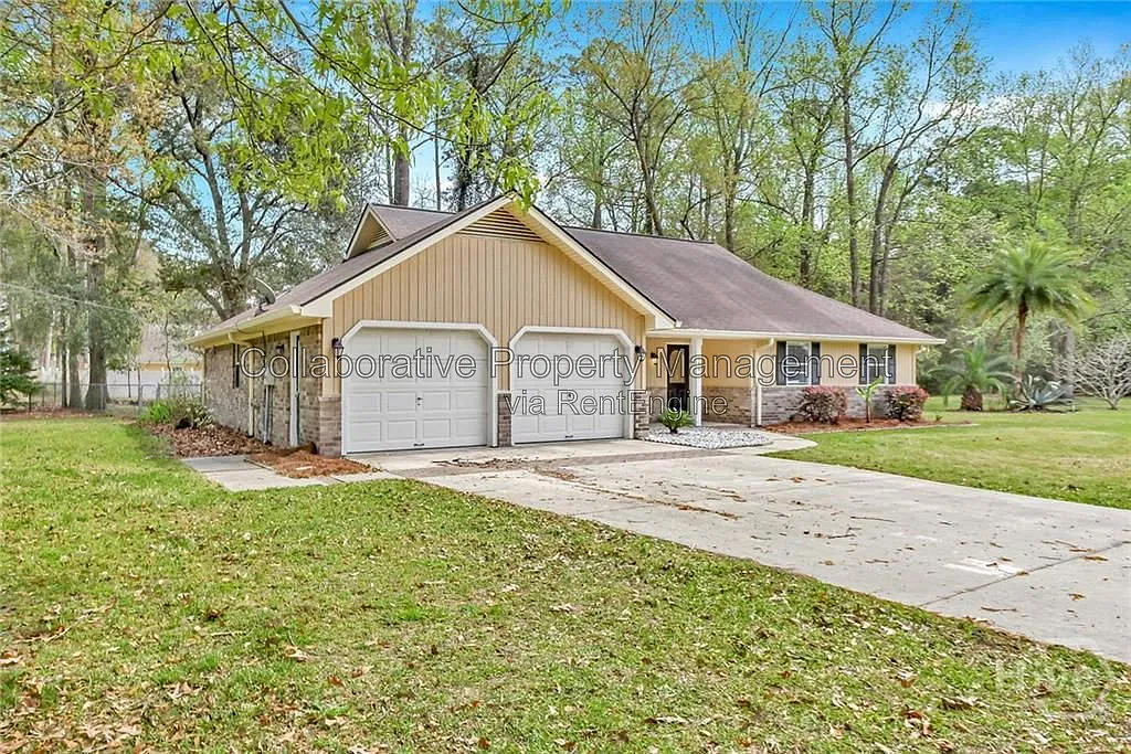 3 bed, 2.5 bath, 1842 sqft, $2,295 — Photo 3