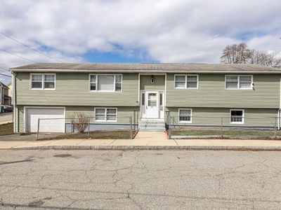 35 Nelson Ave, Lowell, MA, 01852