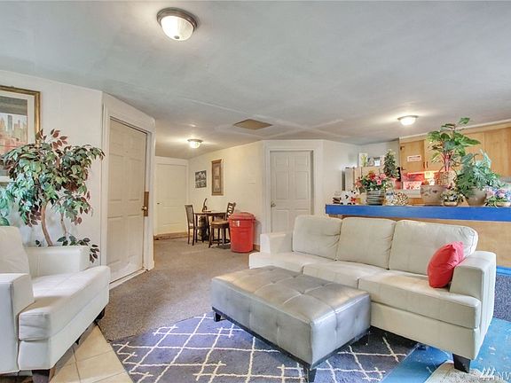 5th image of 2209 93rd St E