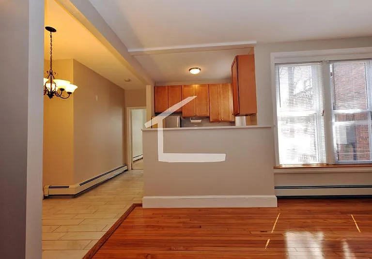 168 Winthrop Rd #4 — Photo 9