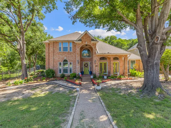 429 Washington Dr, Arlington, TX 76011